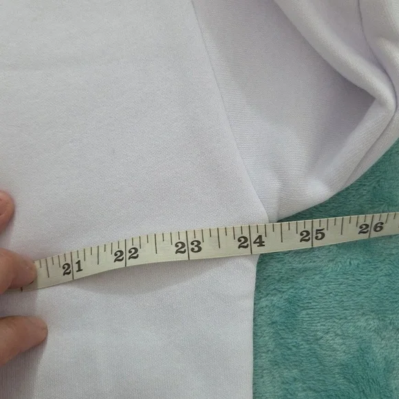 PRETTYLITTLETHING Classic/Basic White Sweater Cut-Top🧿 - Picture 7 of 11